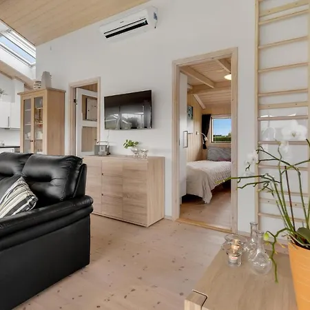 Feriehus Amazing In Sydals With Wifi Skovbyballe